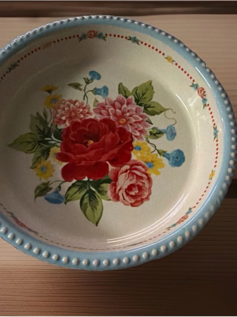 The Pioneer Woman pie plate 9.5” floral Ceramic in Cream and Light Blue